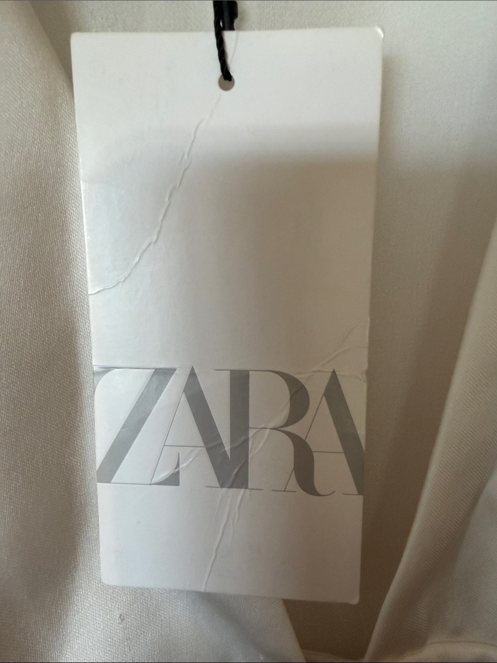 ZARA Off White Satin V-Neck Sleeveless Vest - Picture 11 of 13
